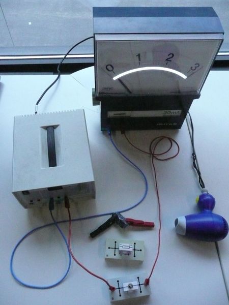 Datei:Halbleiter Aufbau.jpg